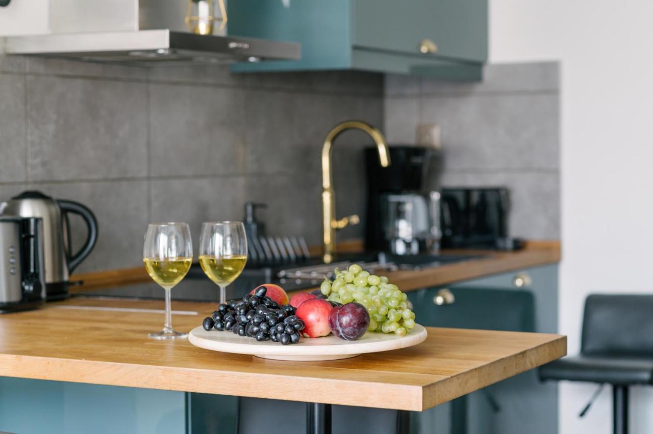 Erato By Heloni Apartments Атина Екстериор снимка